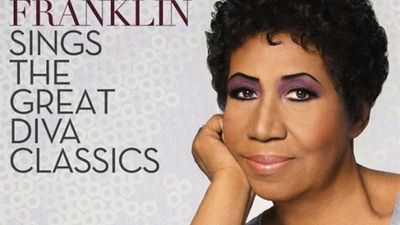 Aretha Franklin Tears Through A Cover Of Disco Classic "I Will Survive"