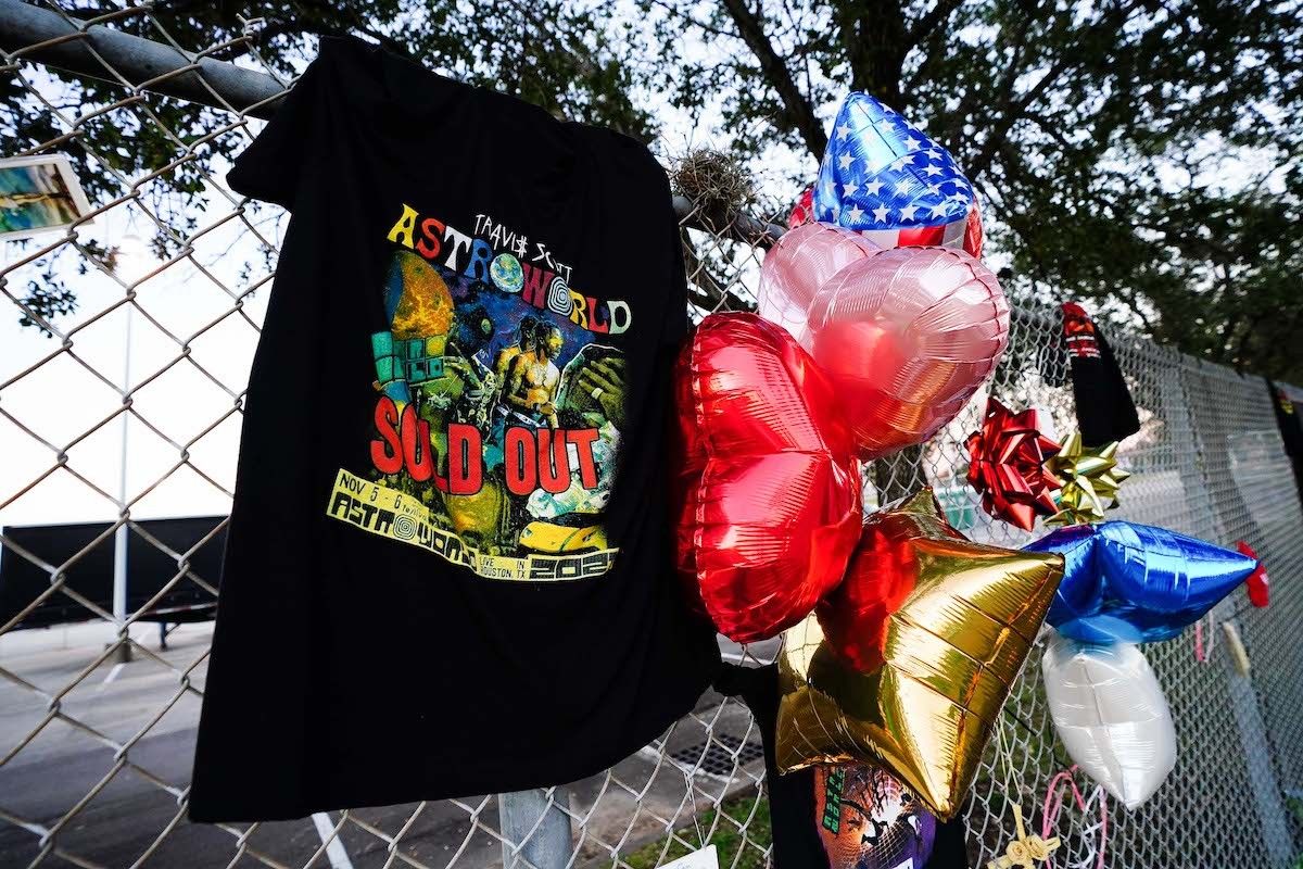 At least 8 killed and dozens injured after crowd surge at astroworld concert