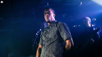 Black Milk + Nat Turner rock the boat live in Paris (photos by Mr. Mass)
