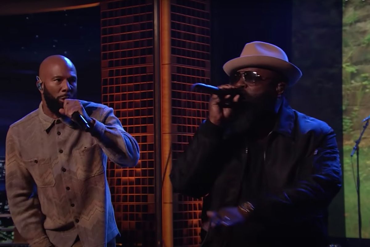 Common and Black Thought performing their new single with The Roots on The Tonight Show.