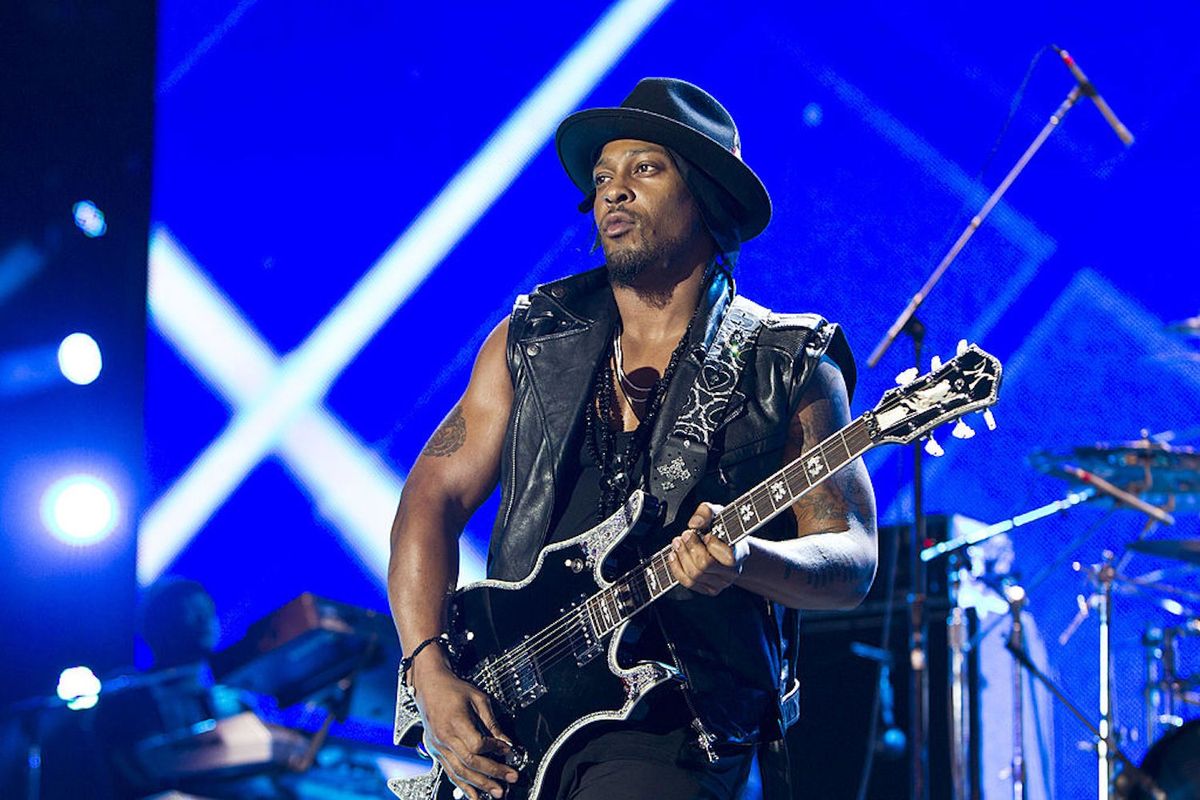 D'Angelo Is Performing Live...As Part Of A 'Red Dead Redemption 2' Concert