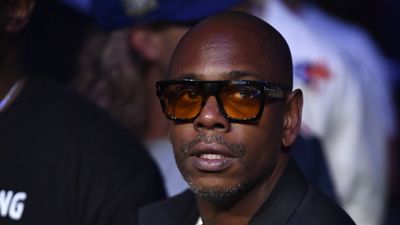 Dave Chappelle attends a welterweight boxing match in Las Vegas on July 10, 2021.