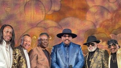 Earth Wind and Fire The Isley Brothers Steve Harvey Verzuz
