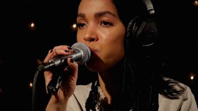 FKA twigs Ditches The Glitz, Performs A Stripped-Down Take Of "Lights On" Live On KEXP