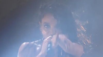 FKA twigs Makes A Stunning Late-Night Debut, Performs "Two Weeks" On The Tonight Show