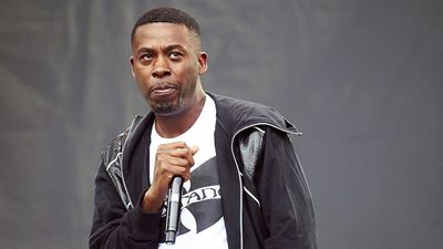 GZA Has His Own Show Playing Live Chess With Celebrities