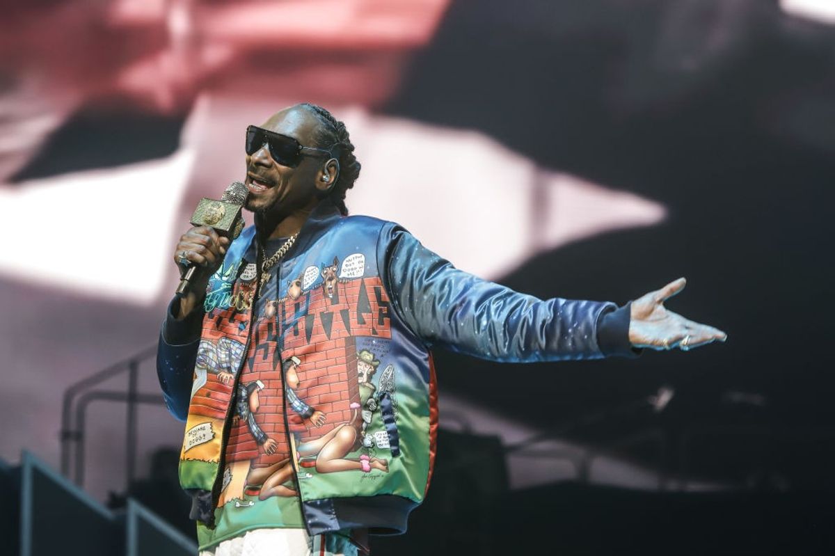 "I Was Raised Way Better Than That": Snoop Dogg Issues Public Apology To Gayle King Over Kobe Question