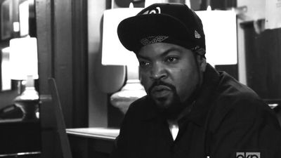 Ice Cube answers The Questions (interview)