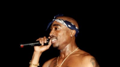 Tupac shakur live in concert 9