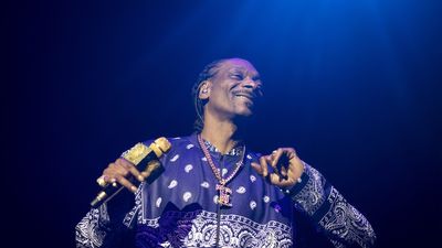 Snoop dogg performs in perth
