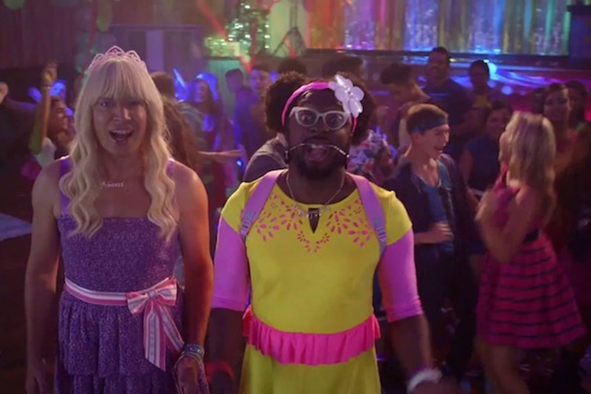 Jimmy Fallon And Will.i.am Get Girly In The Official Video For "Ew"