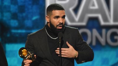 Drake accepts the Best Rap Song award for 'God's Plan' onstage backstage during the 61st Annual GRAMMY Awards at Staples Center on February 10, 2019 in Los Angeles, California.