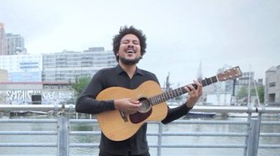 Liam Bailey Performs "On My Mind" for Okay Acoustic