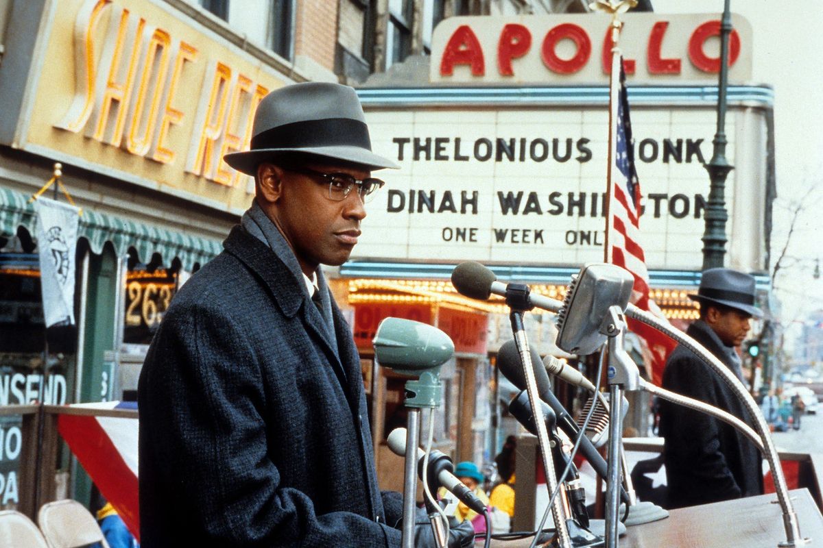 Oscar Snubs Denzel Washington in a scene from Spike Lee's biopic of the African-American activist, 'Malcolm X', One of the great oscar snubs.