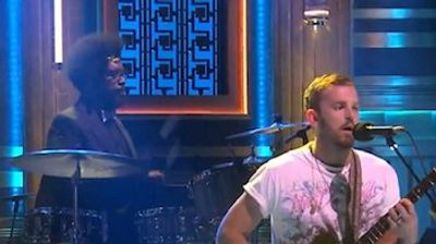 Questlove Sits In With Kings Of Leon For A Performance Of "Family Tree" Live On The Tonight Show.