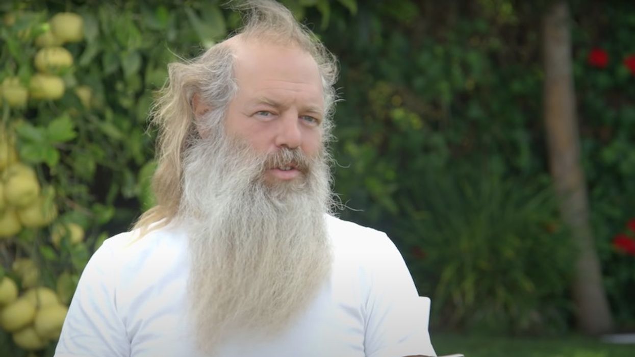 Rick Rubin Charged with Breaking Hawaii's COVID-19 Protocols for Walking  Alone on an Empty Beach - Okayplayer