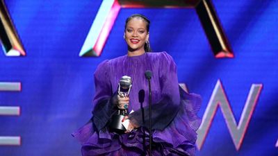 Rihanna NAACP Image Awards