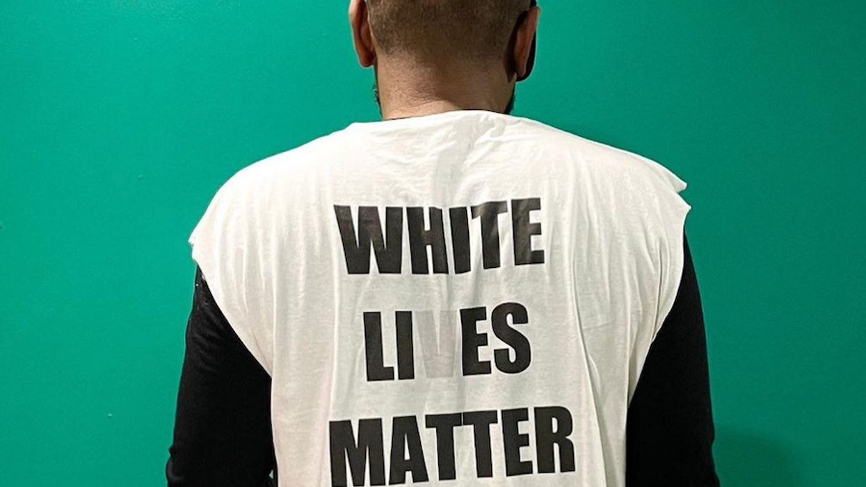 Yasiin Bey Rocks White Lies Matter Shirt, Seemingly in Response
