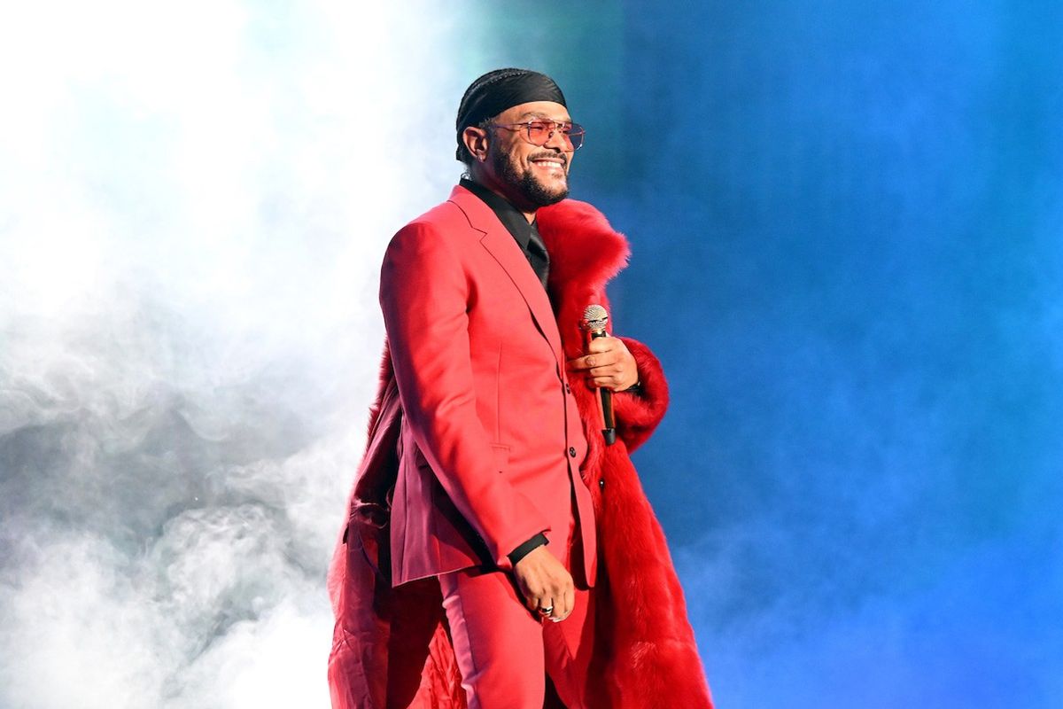 Singer Maxwell performs onstage during 2022 V103 Winterfest at State Farm Arena on December 16, 2022 in Atlanta, Georgia.