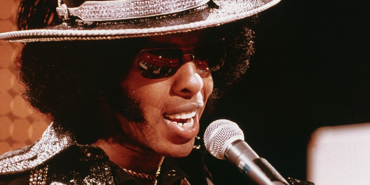 sly-stone-performs-on-midnight-special-c-1974.jpg