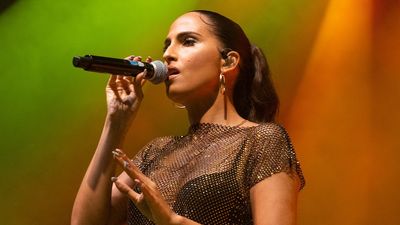 Snoh Aalegra performs on stage at O2 Shepherd's Bush Empire