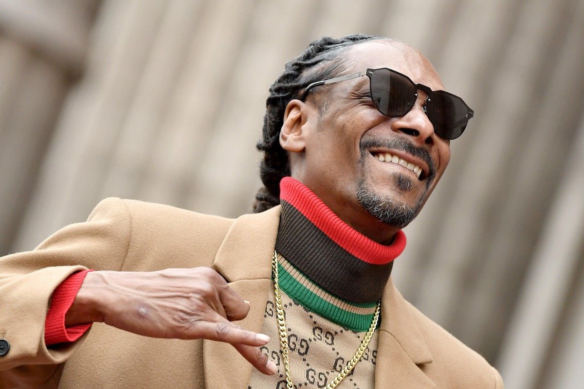Snoop dogg honored with star on the hollywood walk of fame 3