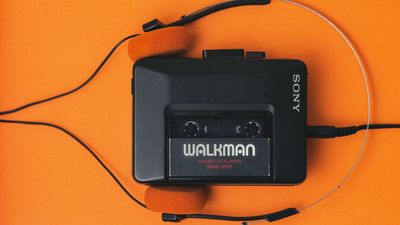 Sony Walkman radio orange