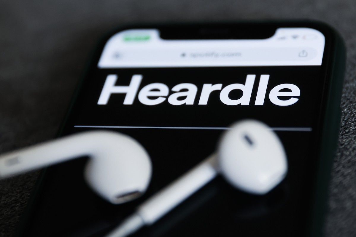 Spotify and heardle photo illustrations