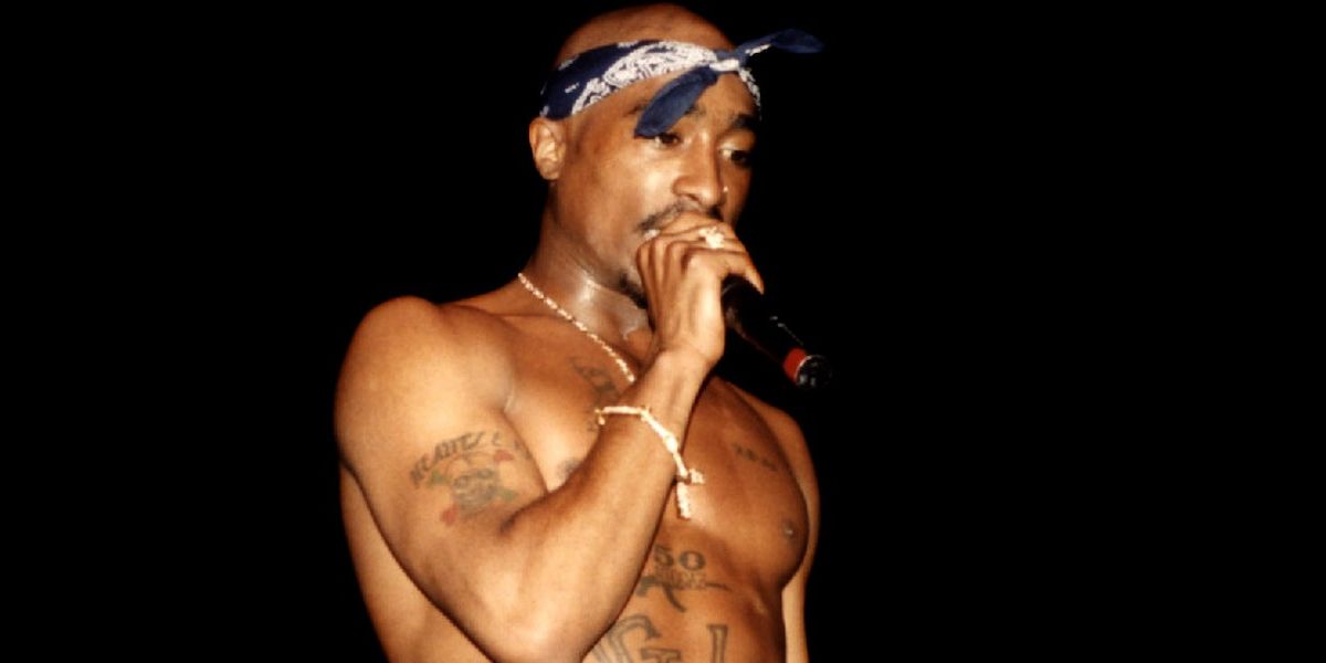 Tupac shakur live in concert 6