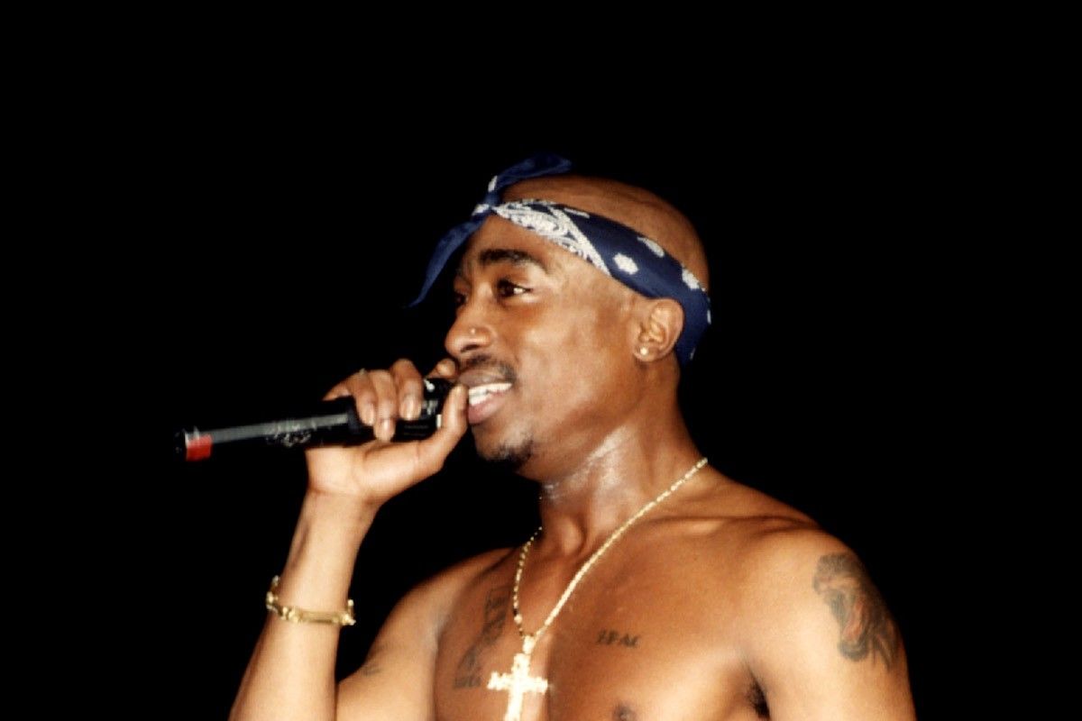 Tupac shakur live in concert 9