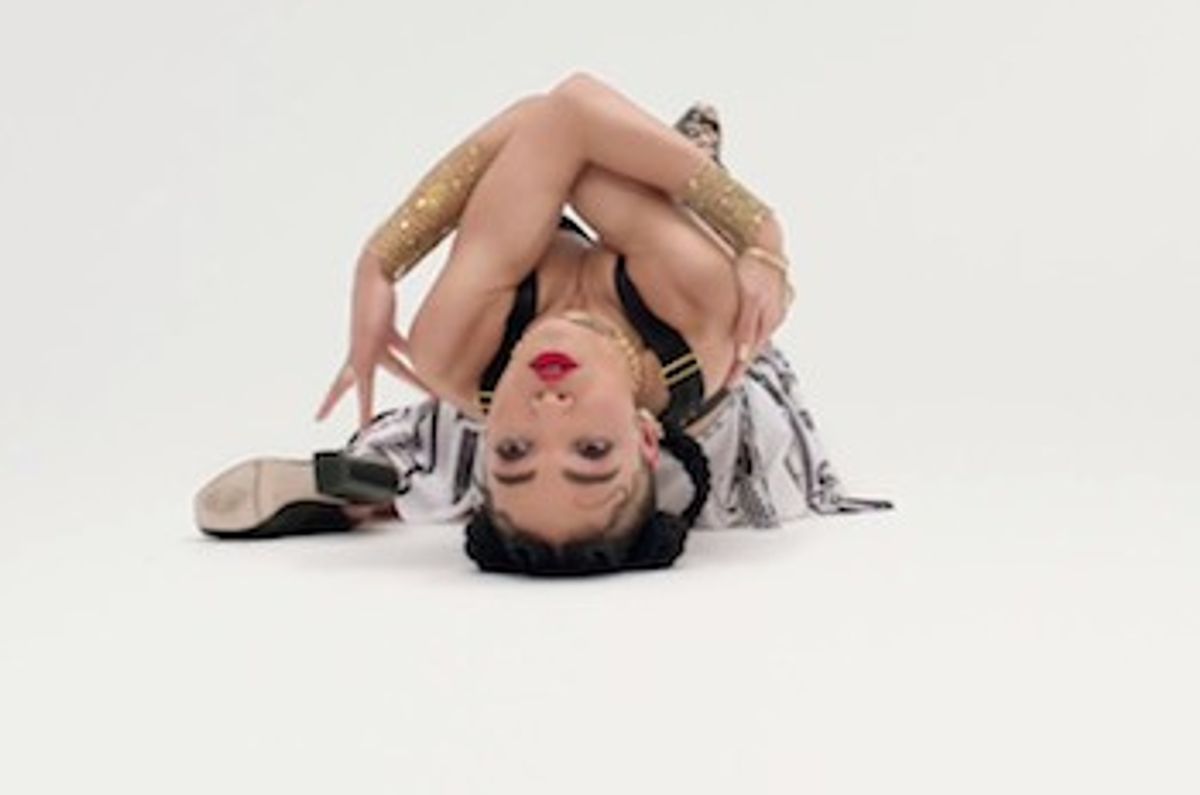 UK Singer FKA Twigs Returns In The New Self-Directed Concept Film #THROUGHGLASS Created For Google Glass.