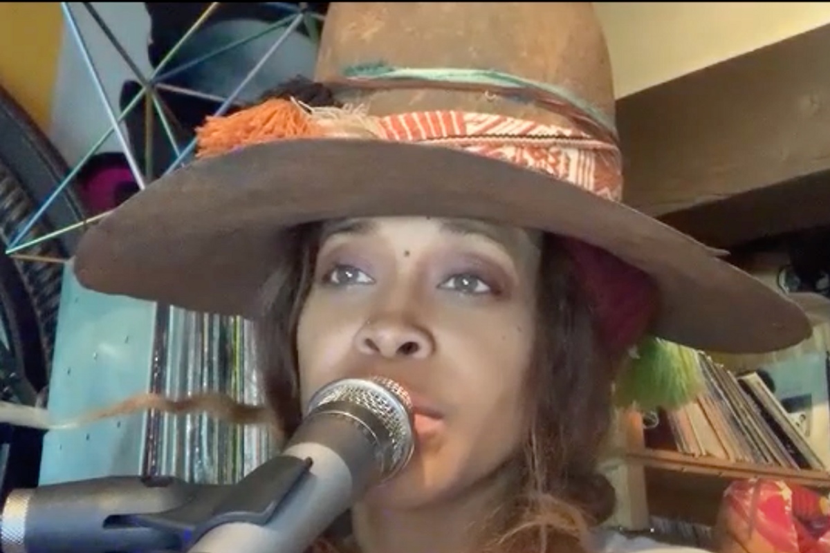 Watch Erykah Badu Audition To Be The Voice Of This 55-Foot Texas Statue