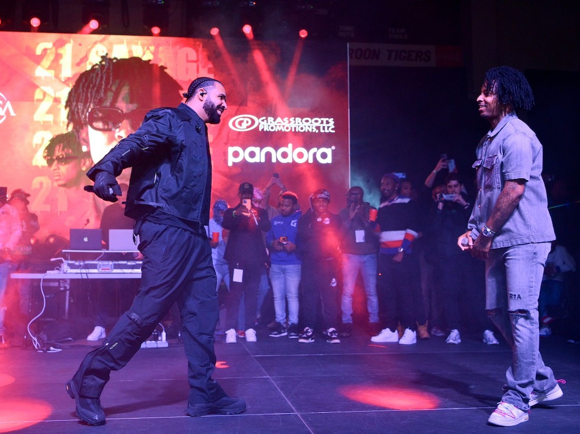 Drake & 21 Savage Hold the Biggest Hip-Hop Debut of 2022 With