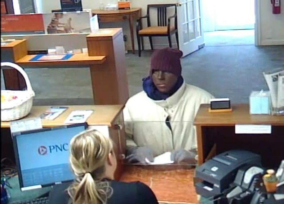 Man Robs Maryland Bank In Blackface