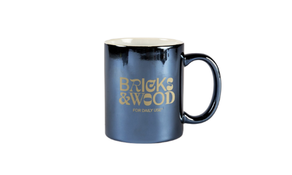 Bricks & Wood Pencil Holder Coffee Mug